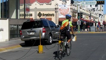 Piden ciclistas ciclovías en la ciudad