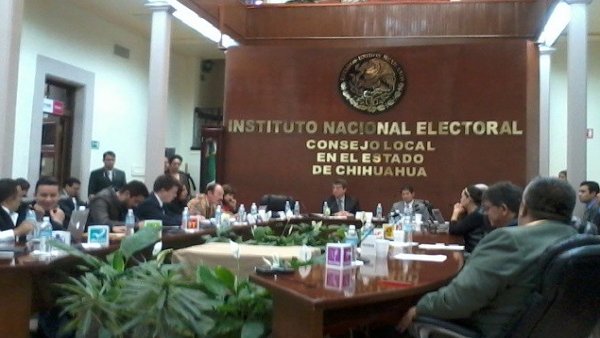 Ratifica el INE a nueve consejeros distritales, rumbo a la elección 2015