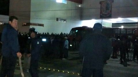 Rechazan policías de Oaxaca aumento salarial
