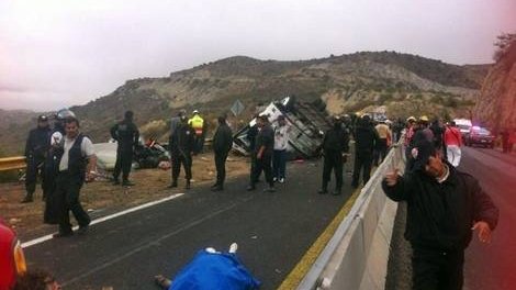 Mueren 18 en nuevo accidente carretero en Hidalgo