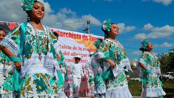 Antorchismo yucateco reunirá a 25 mil almas en el Jardín Carta Clara
