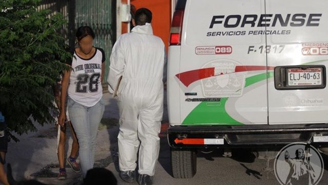 Hallan dos cuerpos en fosa clandestina en una vivienda en Juárez