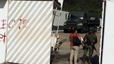 Ejército toma control de edificios del INE en Oaxaca