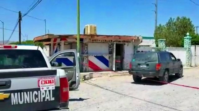 Asesinan a un sujeto en una peluquería en el Noroeste de Juárez