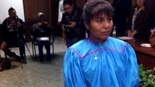 Gobernadora indígena es reconocida en el Ayuntamiento de Delicias 