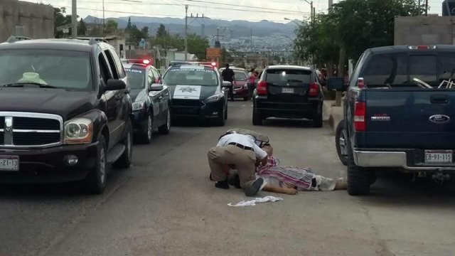 Otro individuo ejecutado, a las puertas de su casa en Juárez