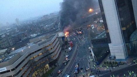 Se estrella helicóptero en pleno centro de Londres