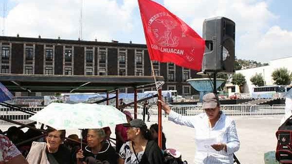 Habitantes del oriente mexiquense protestan contra Eruviel 