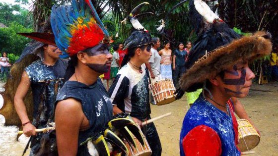 Censura a Ecuador por un contrato de extracción en tierra indígena 