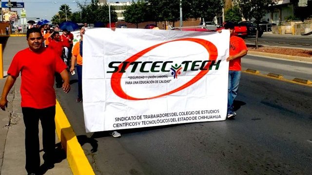 Marchan trabajadores del Cecytech, piden prestaciones básicas