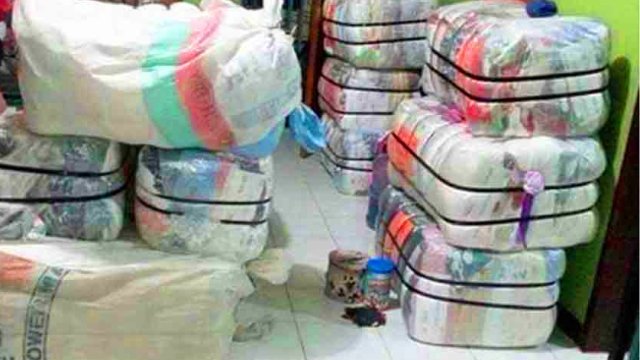 Prospera contrabando de ropa usada entre El Paso y Juárez