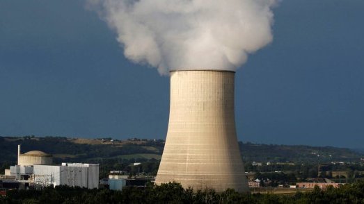 La ola de calor obliga a cerrar cuatro centrales nucleares en Francia