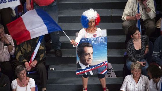 La campaña de Sarkozy acusa a los medios de “juego sucio”