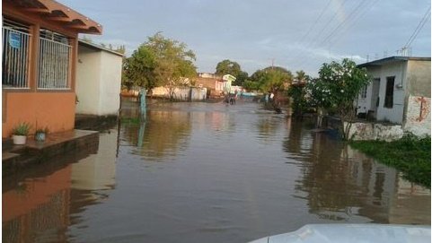 Tormenta Frank provoca inundaciones en Nayarit
