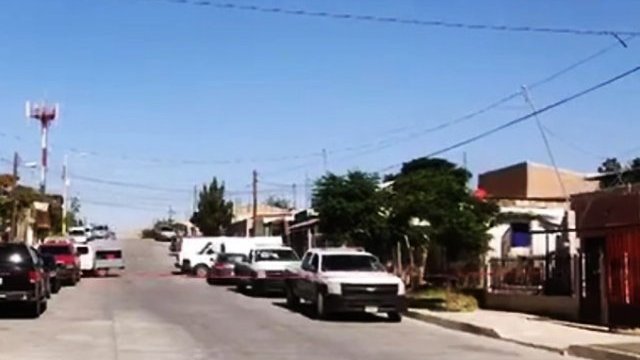 Asesinan a un hombre a golpes en una vecindad, en Juárez