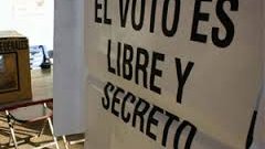 Casillas grafiteadas y lonas contra el PAN en Cuauhtémoc