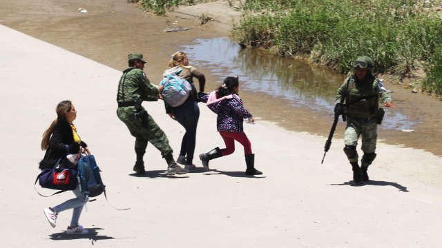México con AMLO detiene a migrantes como nunca antes