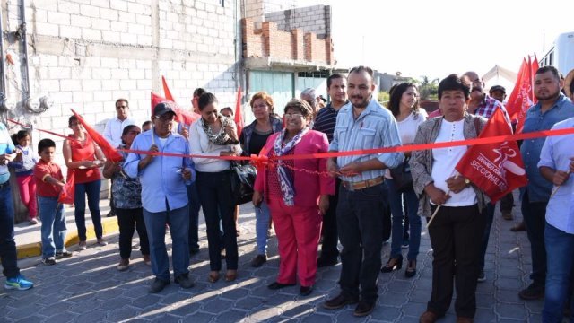 Inaugura Hersilia Córdova otra calle en Atlixco