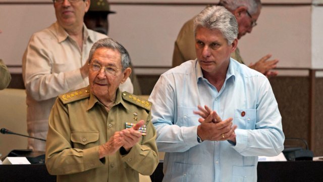 Cuba da comienzo a una renovación histórica