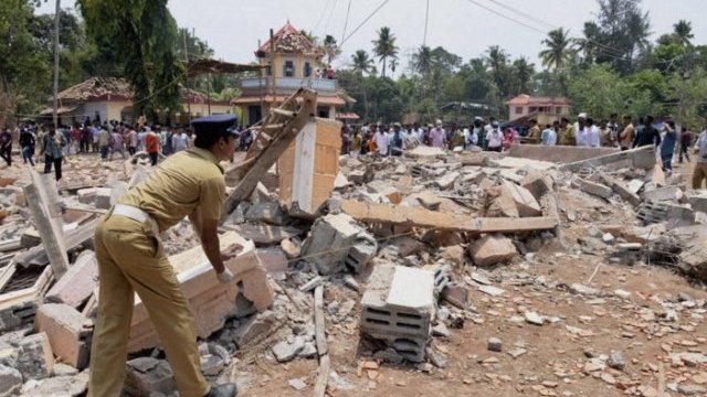 Incendio en templo de la India deja más de 100 muertos
