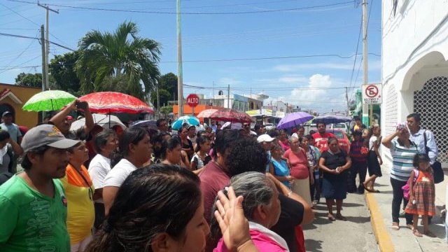Campesinos se manifiestan en Quintana Roo por falta de apoyos