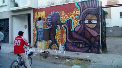 “DE LA RUINA A LA GALERÍA” exposición de murales realizados con graffiti