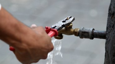 En México se desperdicia casi la mitad del agua potable