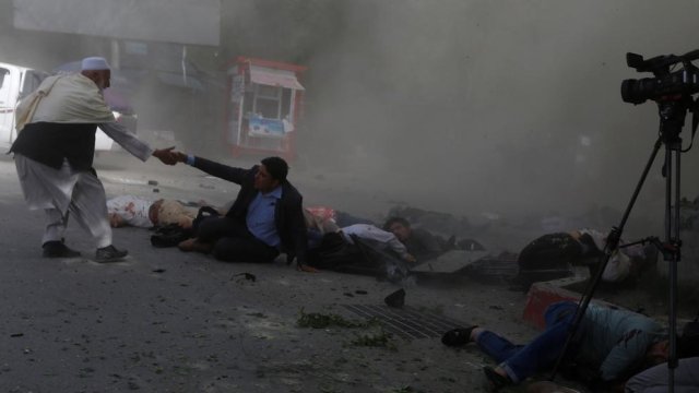 Atentados en Kabul; 25 muertos, entre ellos 9 periodistas