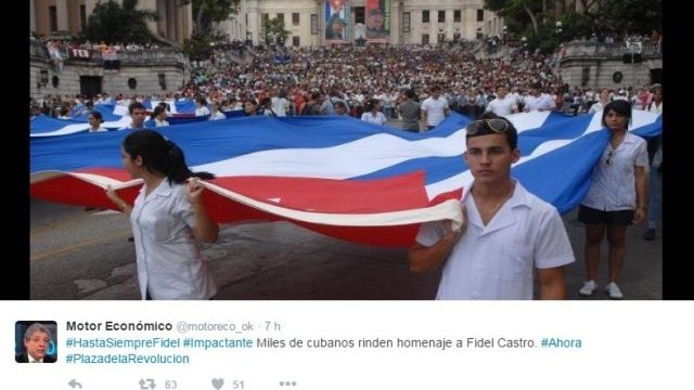 Distintas generaciones de cubanos rinden homenaje a Fidel Castro