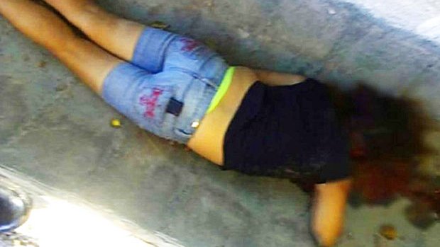 Hallan una mujer asesinada en Villa López en un charco de sangre