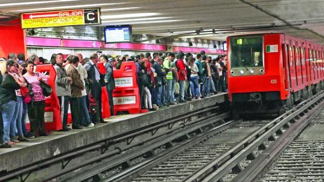 STC Metro.- La agonía de un transporte popular