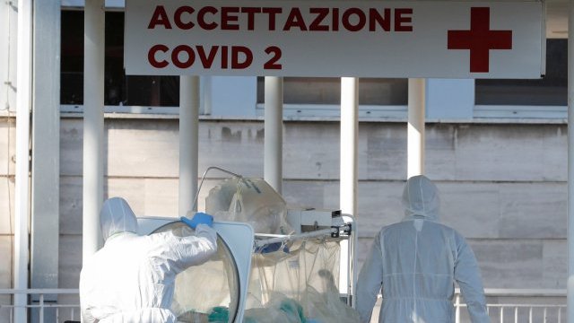 Un italiano advierte al resto del mundo sobre las 6 terribles etapas del coronavirus