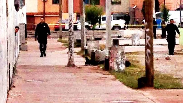 Tiran cadáver calcinado cerca de un jardín de niños, en Juárez