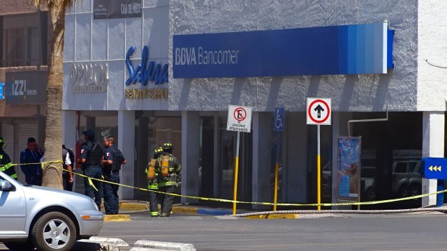 Se incendian el Bancomer de Plaza Vallarta y otros dos locales