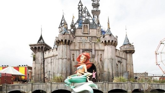 Banksy: Welcome to Dismaland