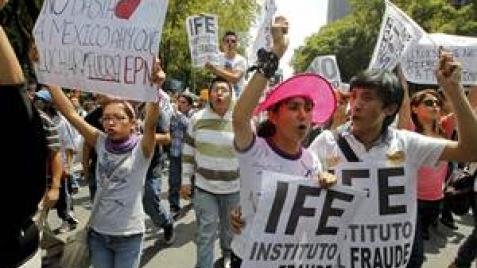 México: miles marchan contra 