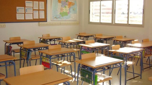 Urge Senado a maestros a regresar a las aulas