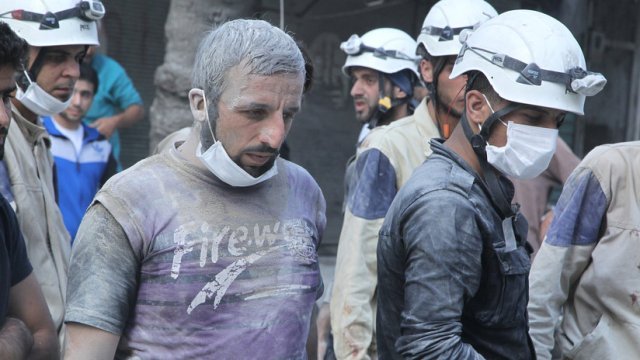 Países Bajos cortan la ayuda a los Cascos Blancos y a la oposición en Siria