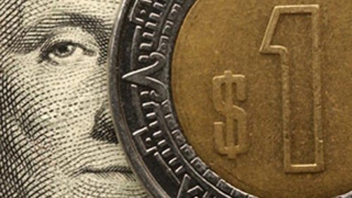 Profundiza el peso su caída frente al dólar