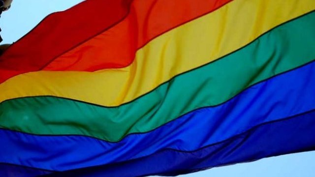 Salud publica protocolo de derechos LGBTTTI; privilegia a niños trans