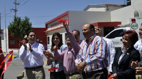 Inaugura César Duarte remodelación del Hospital Regional de Jiménez