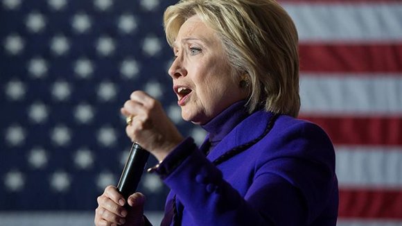 Hillary Clinton lidera sondeos en los estados clave