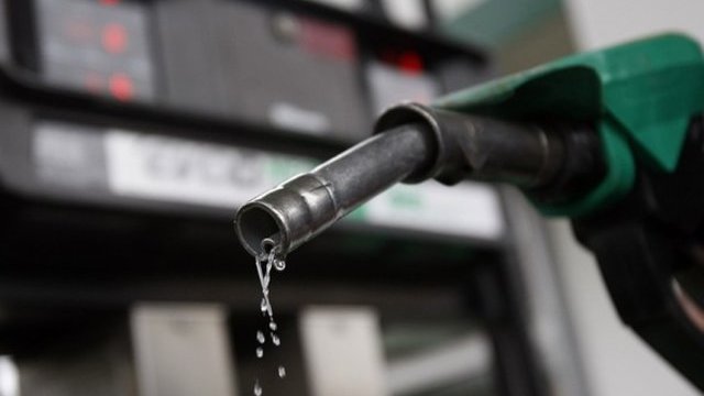 Desde diciembre de 2009 el precio del combustible acumula un incremento de 50.4%
