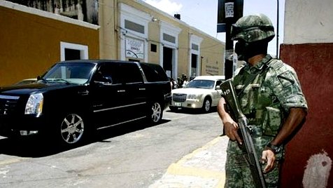Grupos paramilitares acechan Gran Morelos