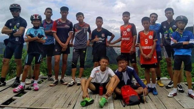 Finaliza la operación de rescate de los niños futbolistas y su entrenador de la cueva en Tailandia