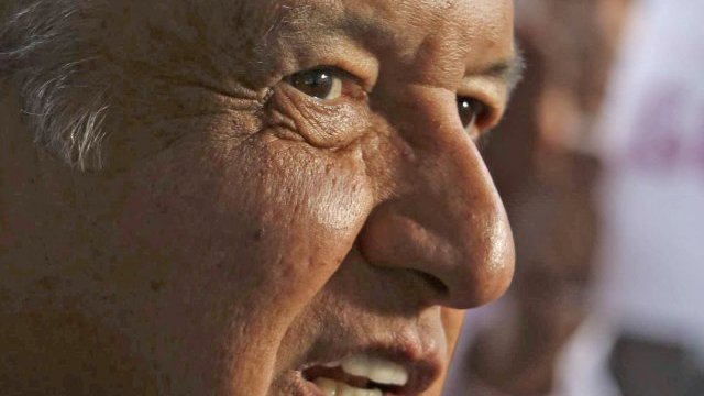 ¿Habías visto a López Obrador enojado? Mira estas dos entrevistas