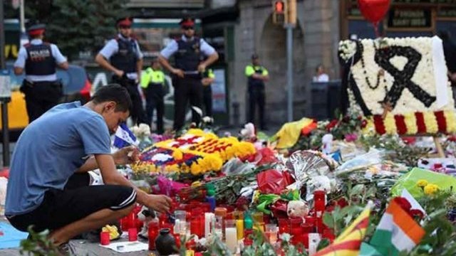 Suman 15 muertos por ataques en España; identifican a todas las víctimas