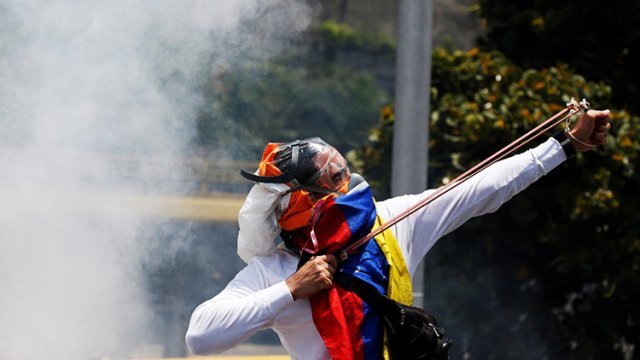 Negocios son negocios: La lucrativa empresa de ser oposición en Venezuela