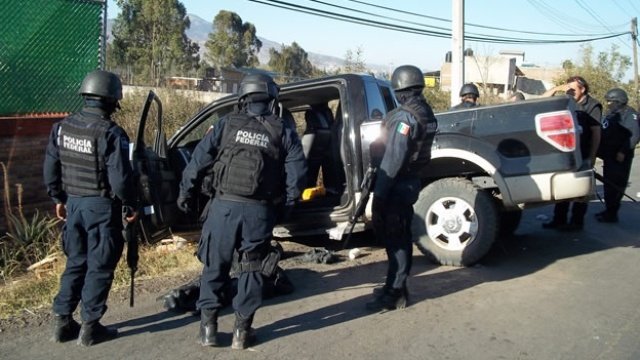 Detienen a banda de secuestradores que se integraba por policías federales