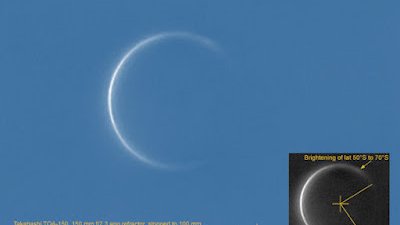 La ’media luna’ de Venus se dibuja en el firmamento